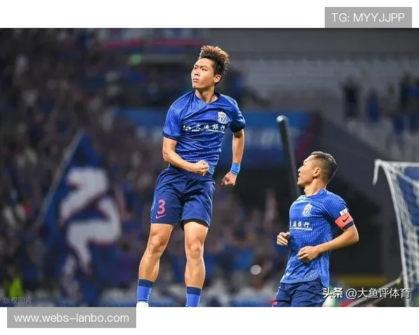 申花隐形王牌吴启鹏改造后腰，亚冠首秀获斯卢茨基认可